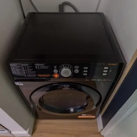Le Spacieux - Proche Stade De France Apartment *